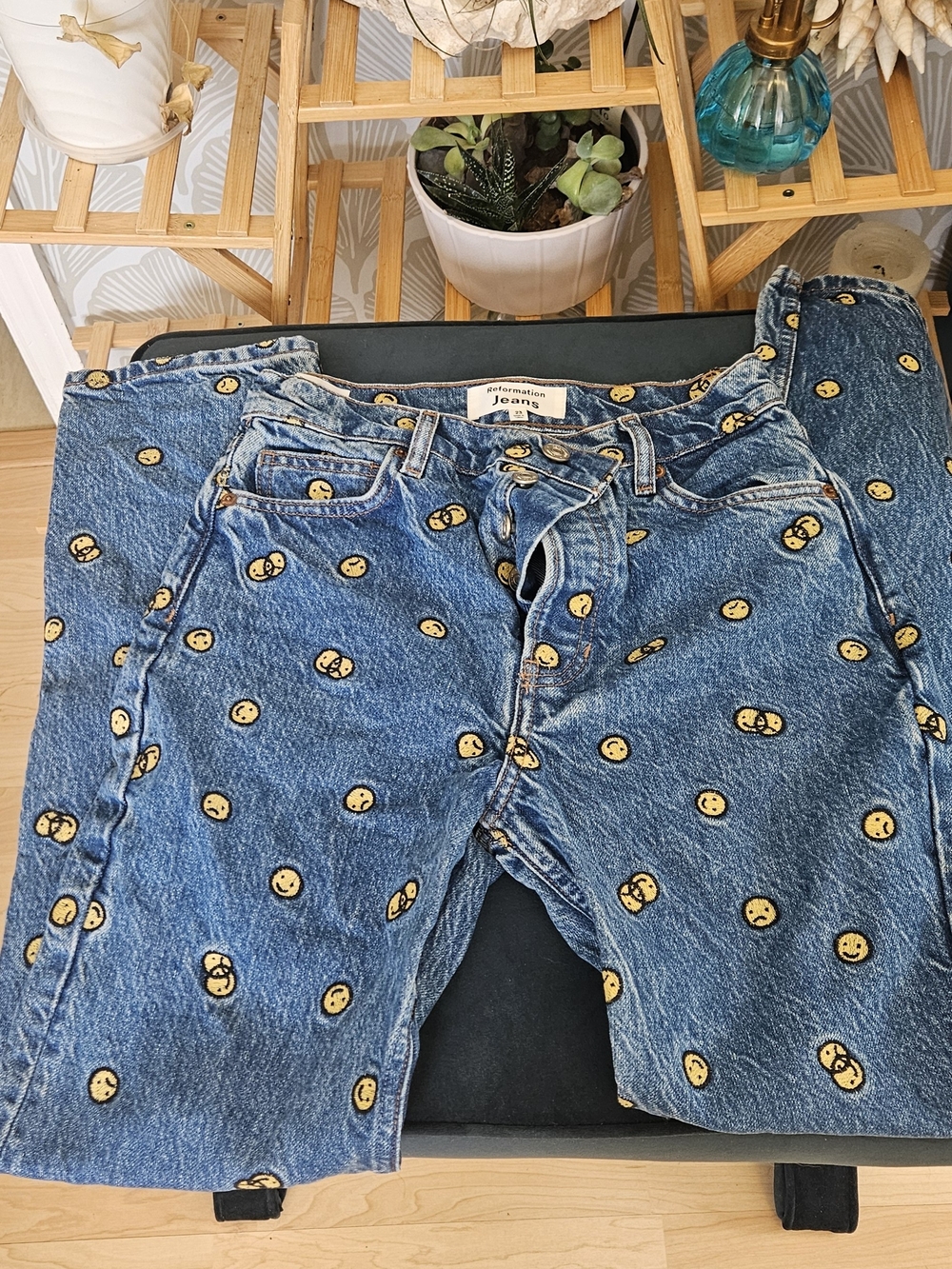 Reformation High-Waisted Embroidered Smiley Face Jeans - Sz 23 (Fits 24)